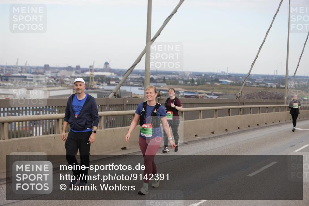 03.10.2025 - Köhlbrandbrückenlauf Jannik Wohlers http://msf.ph/oto/9142391 03.10.2025 15:42:06 Position 1 664 meine-sportfotos.de
