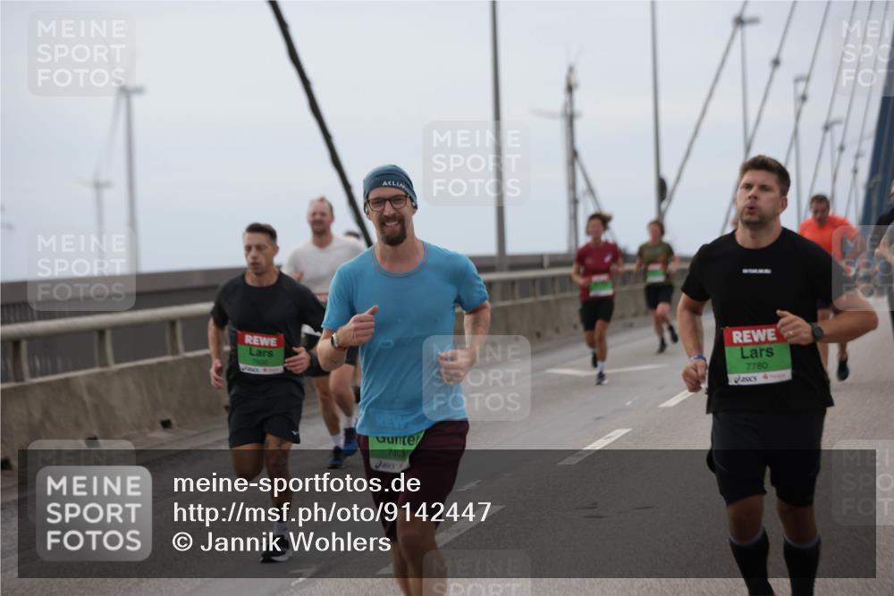 03.10.2025 - Köhlbrandbrückenlauf Jannik Wohlers http://msf.ph/oto/9142447 03.10.2025 15:42:24 Position 1 7403, 7780 meine-sportfotos.de