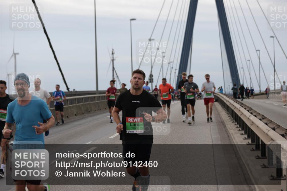 03.10.2025 - Köhlbrandbrückenlauf Jannik Wohlers http://msf.ph/oto/9142460 03.10.2025 15:42:25 Position 1 7403, 7780 meine-sportfotos.de