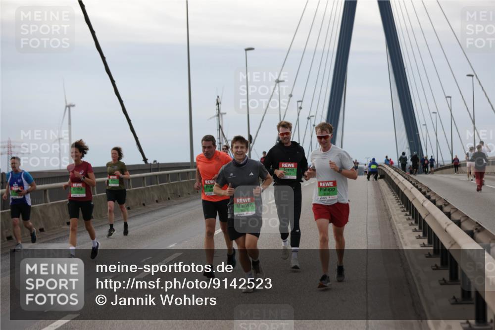 03.10.2025 - Köhlbrandbrückenlauf Jannik Wohlers http://msf.ph/oto/9142523 03.10.2025 15:42:29 Position 1 8784, 224 meine-sportfotos.de
