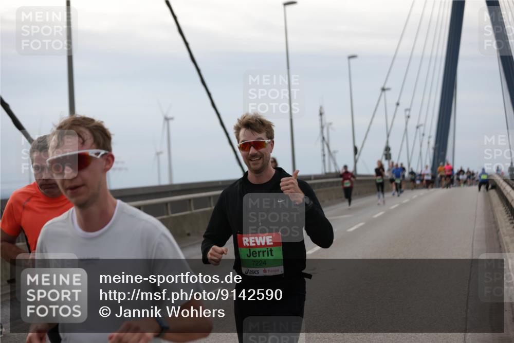 03.10.2025 - Köhlbrandbrückenlauf Jannik Wohlers http://msf.ph/oto/9142590 03.10.2025 15:42:31 Position 1 7224 meine-sportfotos.de
