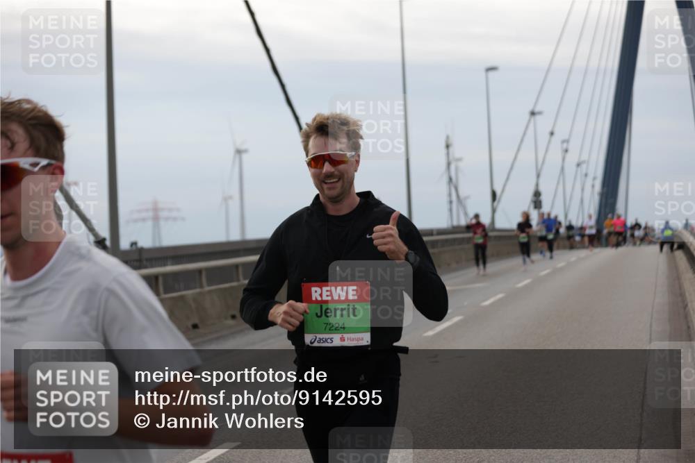 03.10.2025 - Köhlbrandbrückenlauf Jannik Wohlers http://msf.ph/oto/9142595 03.10.2025 15:42:31 Position 1 7224 meine-sportfotos.de