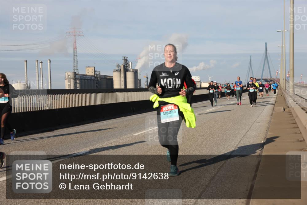03.10.2025 - Köhlbrandbrückenlauf Lena Gebhardt http://msf.ph/oto/9142638 03.10.2025 10:00:29 Position 2 1547 meine-sportfotos.de