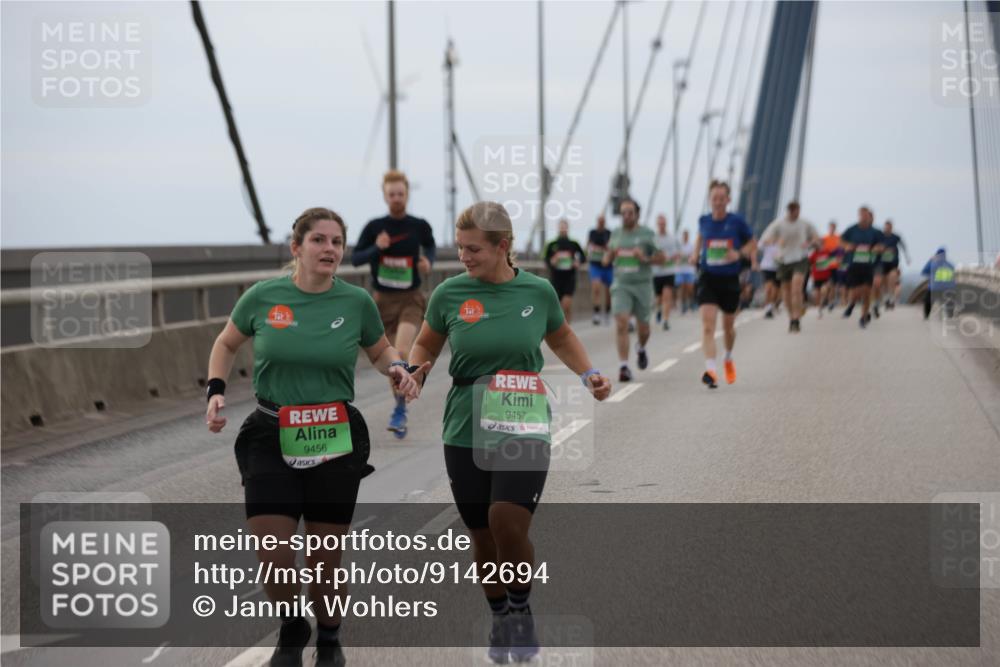 03.10.2025 - Köhlbrandbrückenlauf Jannik Wohlers http://msf.ph/oto/9142694 03.10.2025 15:43:57 Position 1 9456, 9457 meine-sportfotos.de