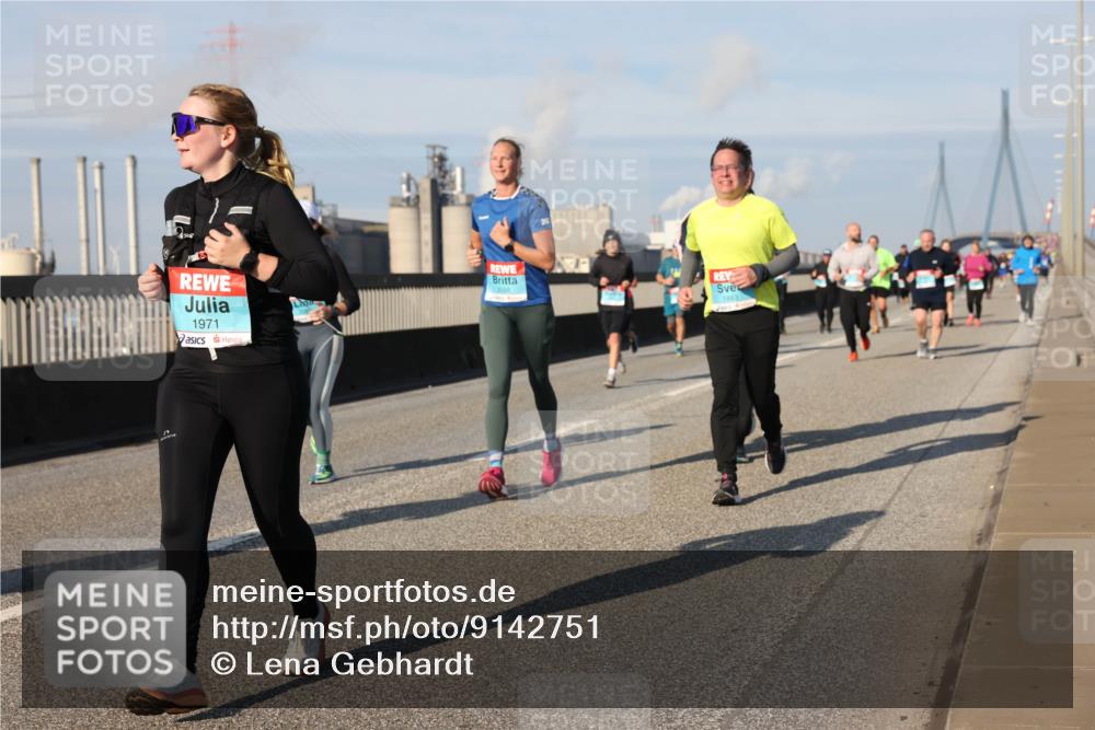 03.10.2025 - Köhlbrandbrückenlauf Lena Gebhardt http://msf.ph/oto/9142751 03.10.2025 10:00:37 Position 2 1971, 1663 meine-sportfotos.de