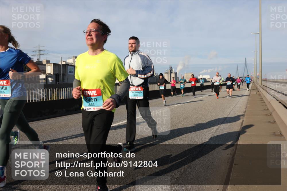 03.10.2025 - Köhlbrandbrückenlauf Lena Gebhardt http://msf.ph/oto/9142804 03.10.2025 10:00:40 Position 2 2055, 1663, 3529 meine-sportfotos.de