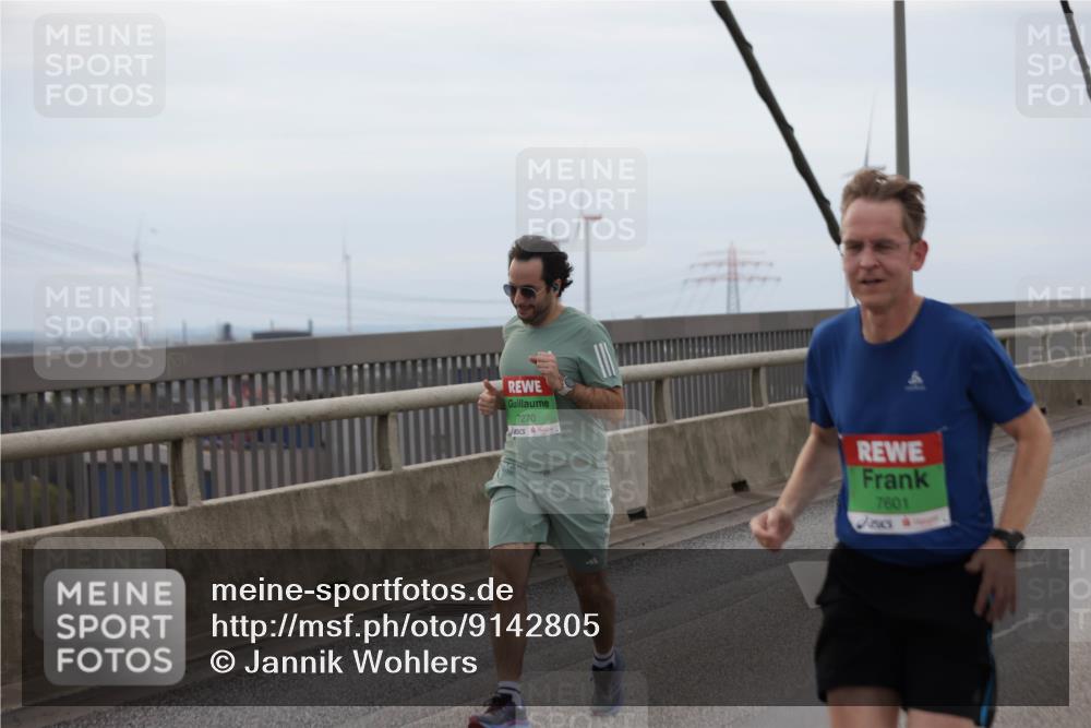 03.10.2025 - Köhlbrandbrückenlauf Jannik Wohlers http://msf.ph/oto/9142805 03.10.2025 15:44:05 Position 1 7270, 7601 meine-sportfotos.de