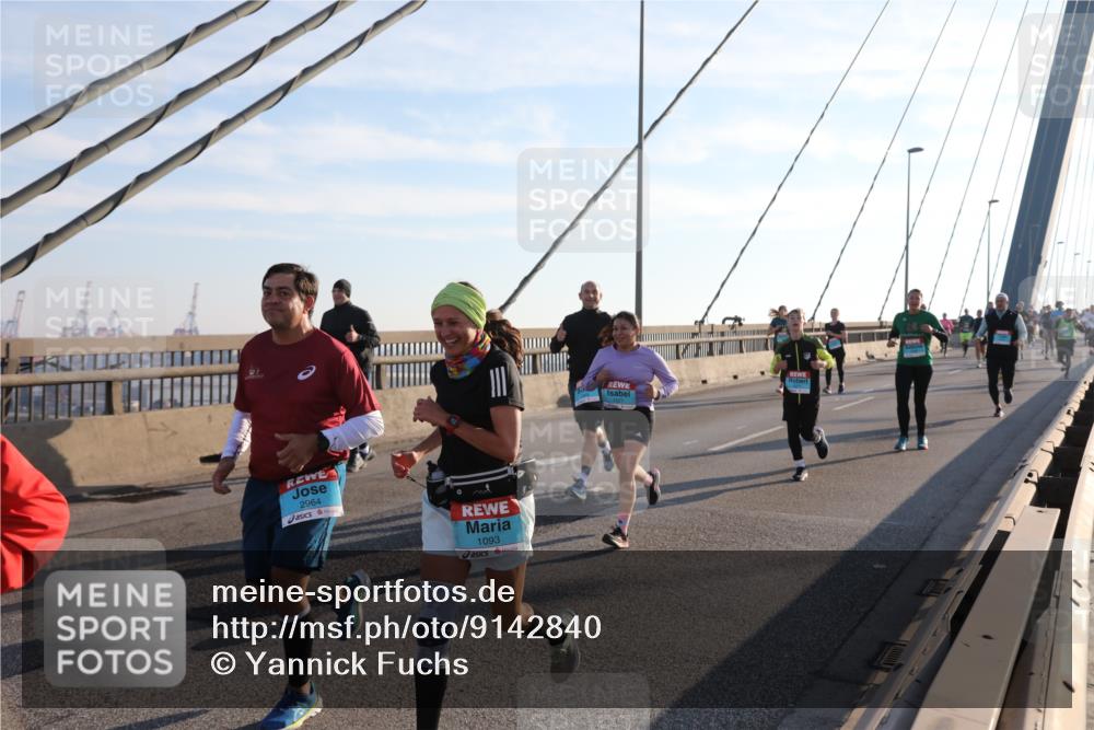 03.10.2025 - Köhlbrandbrückenlauf Yannick Fuchs http://msf.ph/oto/9142840 03.10.2025 08:29:45 Position 2 2964, 1093 meine-sportfotos.de