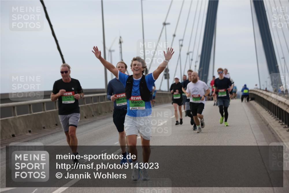 03.10.2025 - Köhlbrandbrückenlauf Jannik Wohlers http://msf.ph/oto/9143023 03.10.2025 15:44:18 Position 1 7494, 8082 meine-sportfotos.de