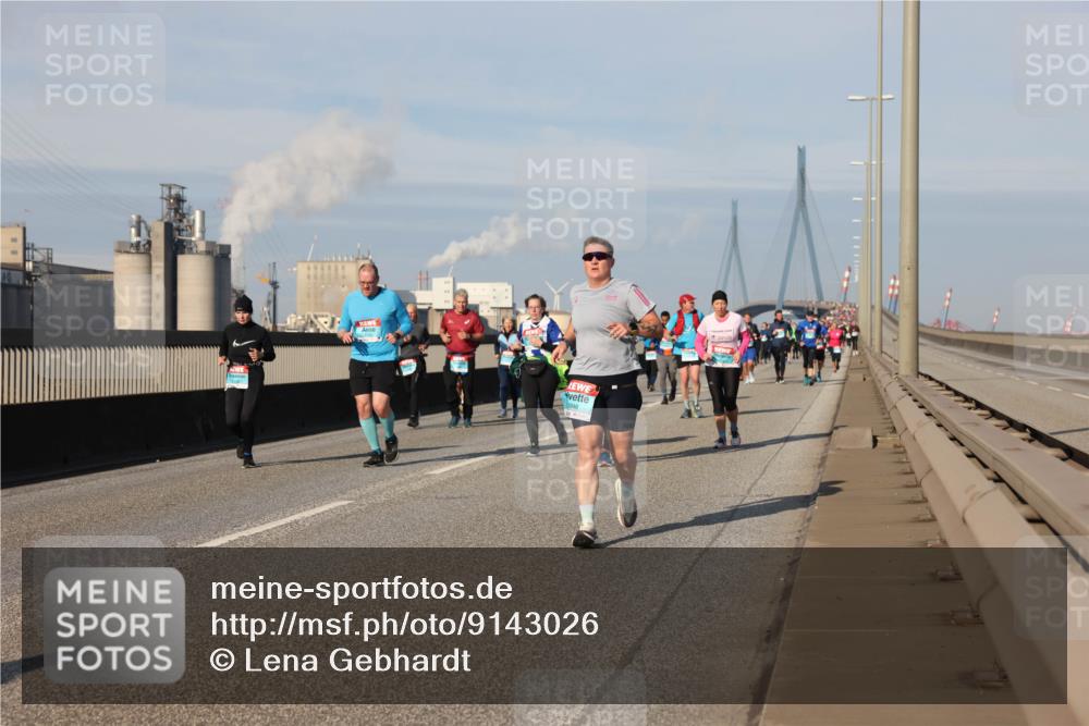 03.10.2025 - Köhlbrandbrückenlauf Lena Gebhardt http://msf.ph/oto/9143026 03.10.2025 10:00:54 Position 2 1846 meine-sportfotos.de