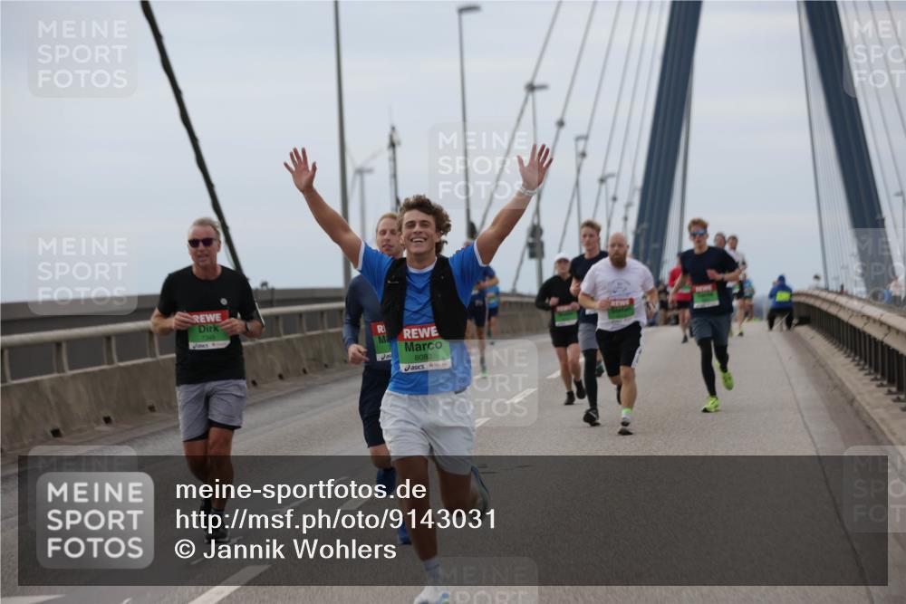 03.10.2025 - Köhlbrandbrückenlauf Jannik Wohlers http://msf.ph/oto/9143031 03.10.2025 15:44:18 Position 1 7345, 8082 meine-sportfotos.de
