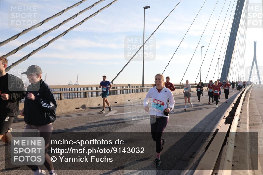 03.10.2025 - Köhlbrandbrückenlauf Yannick Fuchs http://msf.ph/oto/9143032 03.10.2025 08:29:58 Position 2 1387 meine-sportfotos.de