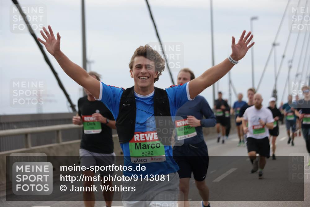 03.10.2025 - Köhlbrandbrückenlauf Jannik Wohlers http://msf.ph/oto/9143081 03.10.2025 15:44:20 Position 1 8082, 7494 meine-sportfotos.de