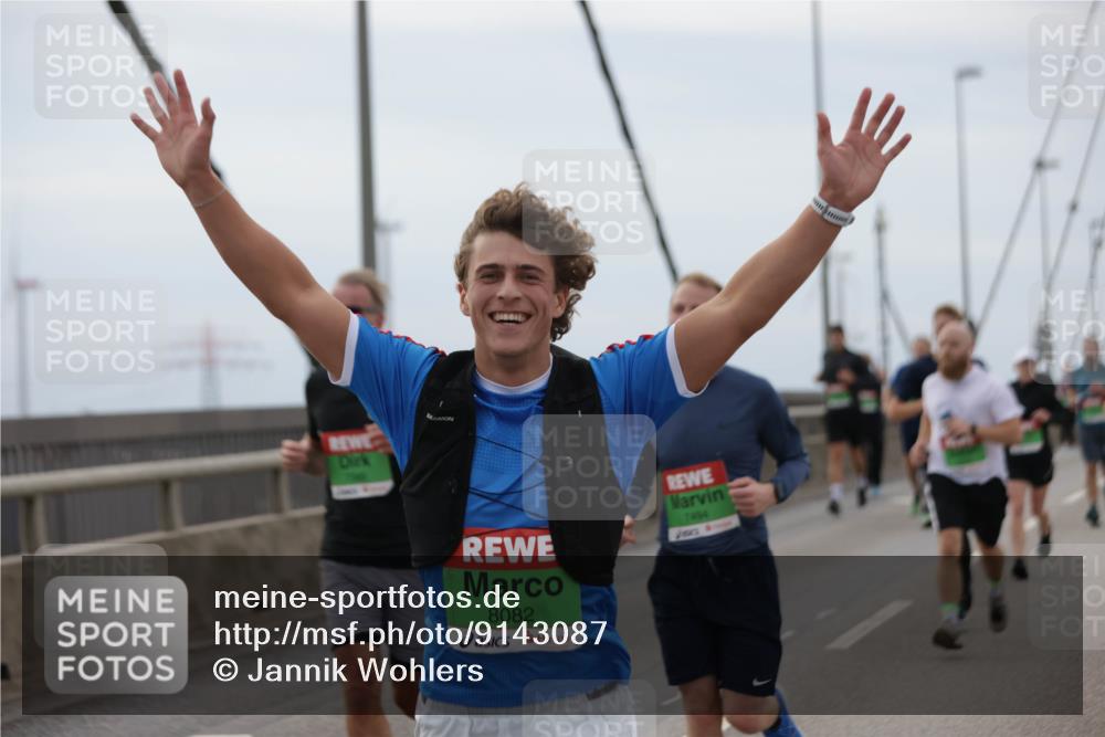 03.10.2025 - Köhlbrandbrückenlauf Jannik Wohlers http://msf.ph/oto/9143087 03.10.2025 15:44:20 Position 1 8082, 7494 meine-sportfotos.de