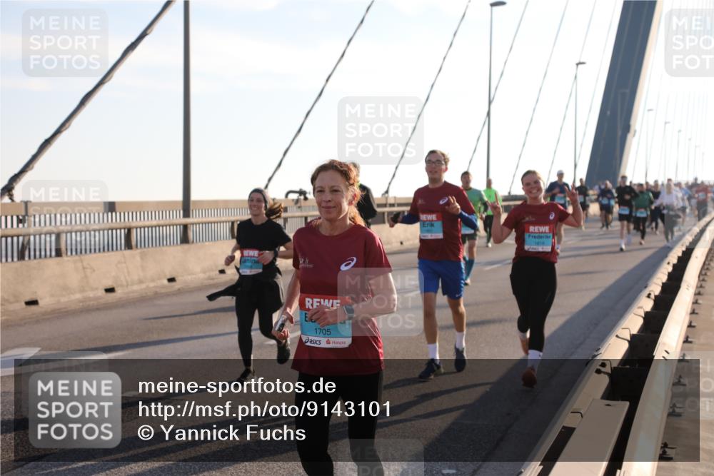 03.10.2025 - Köhlbrandbrückenlauf Yannick Fuchs http://msf.ph/oto/9143101 03.10.2025 08:30:01 Position 2 1705, 1818 meine-sportfotos.de