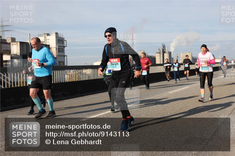 03.10.2025 - Köhlbrandbrückenlauf Lena Gebhardt http://msf.ph/oto/9143113 03.10.2025 10:00:59 Position 2 3116, 2024 meine-sportfotos.de