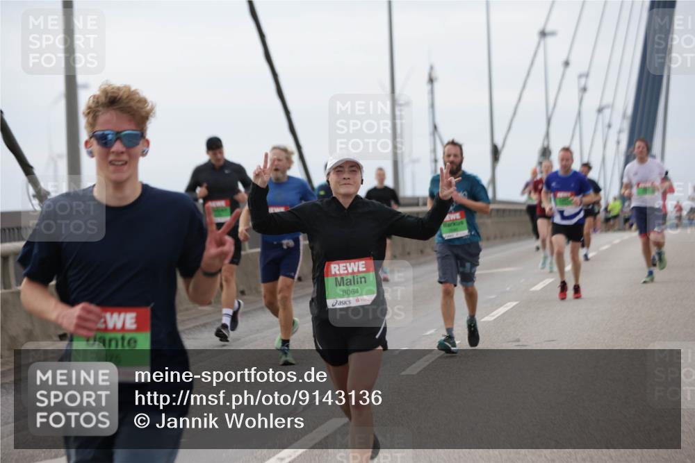 03.10.2025 - Köhlbrandbrückenlauf Jannik Wohlers http://msf.ph/oto/9143136 03.10.2025 15:44:24 Position 1 9475, 8064 meine-sportfotos.de