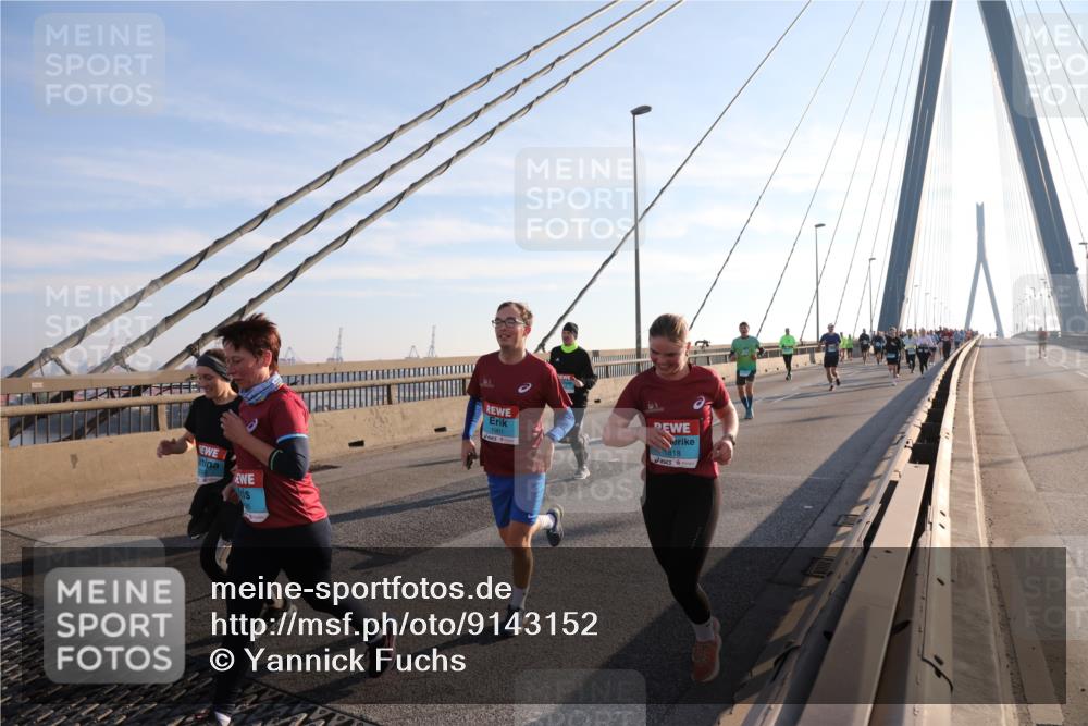 03.10.2025 - Köhlbrandbrückenlauf Yannick Fuchs http://msf.ph/oto/9143152 03.10.2025 08:30:03 Position 2 1901, 1818 meine-sportfotos.de