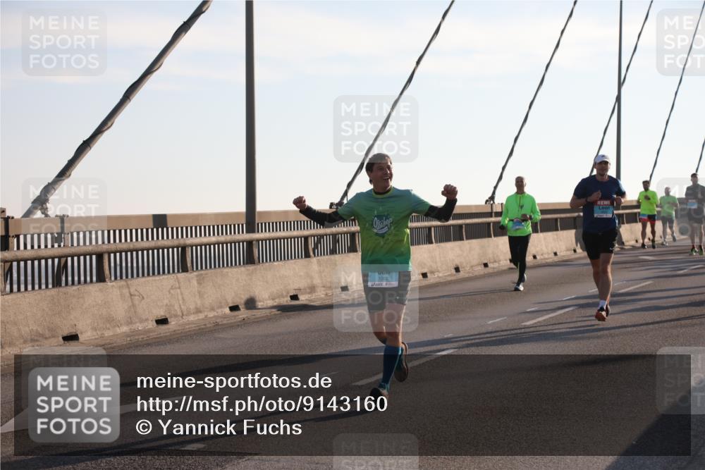 03.10.2025 - Köhlbrandbrückenlauf Yannick Fuchs http://msf.ph/oto/9143160 03.10.2025 08:30:04 Position 2 1362 meine-sportfotos.de