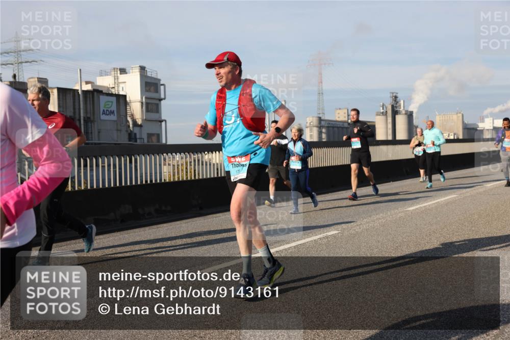 03.10.2025 - Köhlbrandbrückenlauf Lena Gebhardt http://msf.ph/oto/9143161 03.10.2025 10:01:02 Position 2 175 meine-sportfotos.de