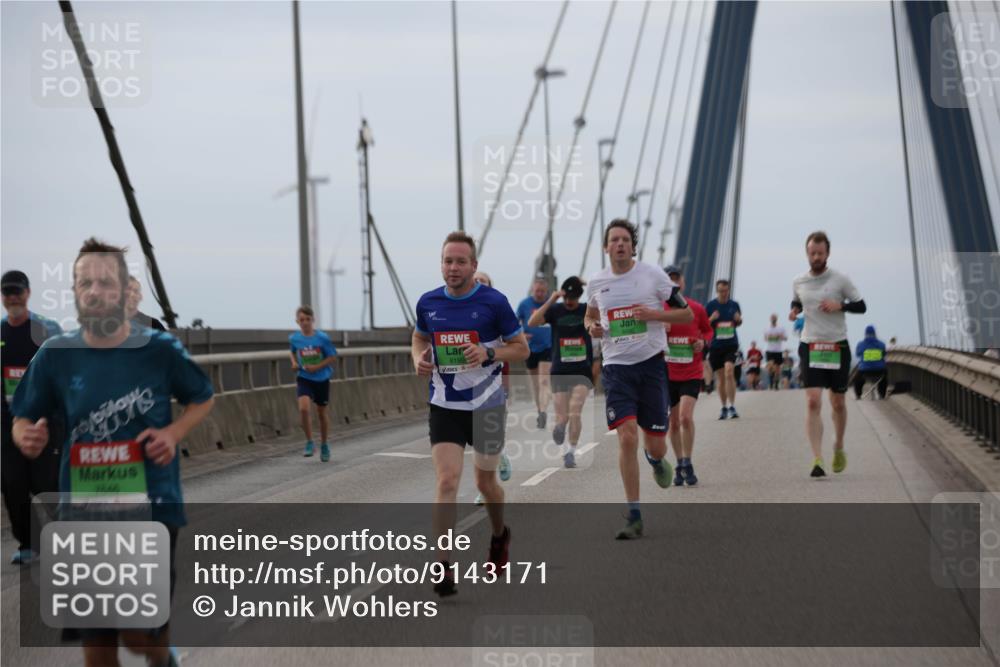 03.10.2025 - Köhlbrandbrückenlauf Jannik Wohlers http://msf.ph/oto/9143171 03.10.2025 15:44:26 Position 1 1846, 8199 meine-sportfotos.de