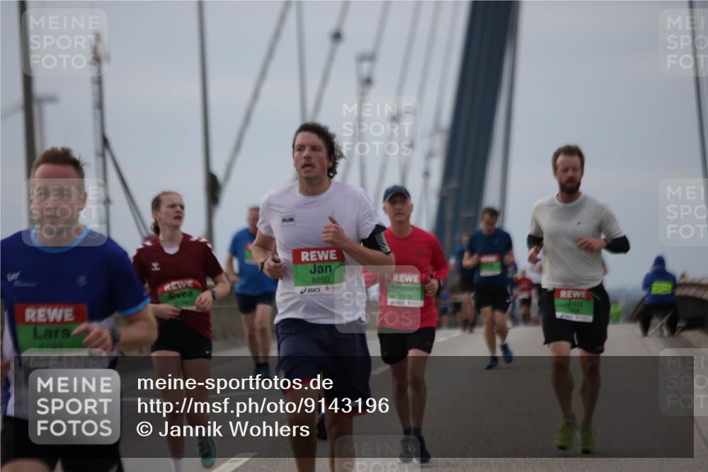 03.10.2025 - Köhlbrandbrückenlauf Jannik Wohlers http://msf.ph/oto/9143196 03.10.2025 15:44:27 Position 1 8199, 110, 8099, 8860, 7179, 7436 meine-sportfotos.de