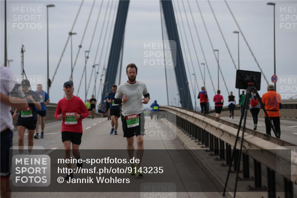 03.10.2025 - Köhlbrandbrückenlauf Jannik Wohlers http://msf.ph/oto/9143235 03.10.2025 15:44:30 Position 1 7179, 7434 meine-sportfotos.de