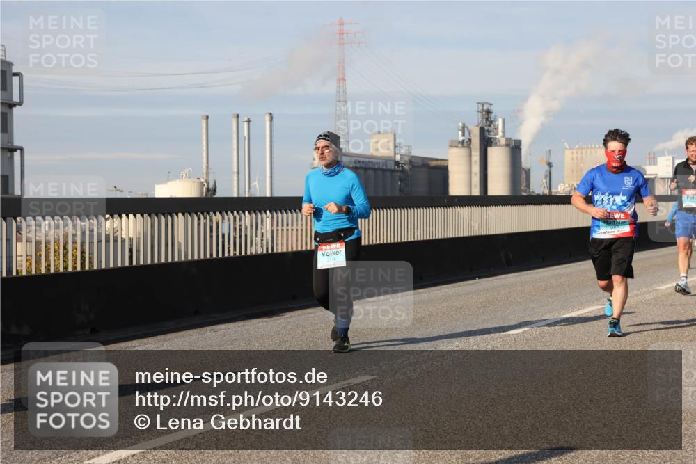 03.10.2025 - Köhlbrandbrückenlauf Lena Gebhardt http://msf.ph/oto/9143246 03.10.2025 10:01:07 Position 2 3114, 4 meine-sportfotos.de
