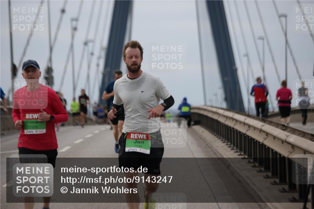 03.10.2025 - Köhlbrandbrückenlauf Jannik Wohlers http://msf.ph/oto/9143247 03.10.2025 15:44:30 Position 1 7179, 7434 meine-sportfotos.de