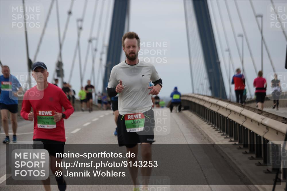 03.10.2025 - Köhlbrandbrückenlauf Jannik Wohlers http://msf.ph/oto/9143253 03.10.2025 15:44:31 Position 1 7179, 7434 meine-sportfotos.de