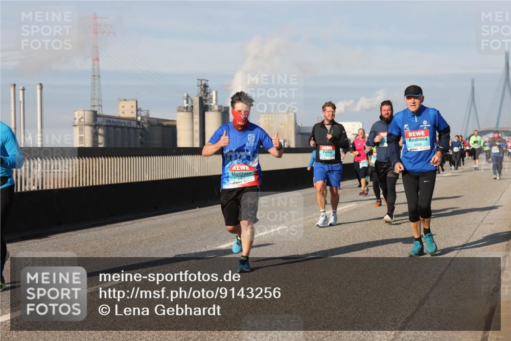 03.10.2025 - Köhlbrandbrückenlauf Lena Gebhardt http://msf.ph/oto/9143256 03.10.2025 10:01:08 Position 2 26, 5, 1561, 3509 meine-sportfotos.de