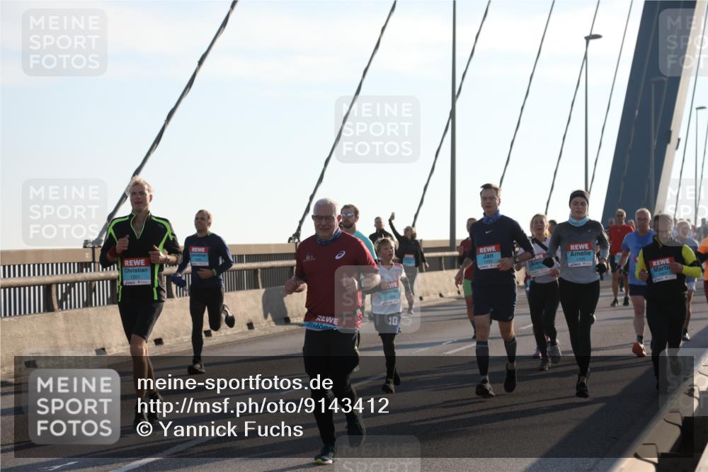 03.10.2025 - Köhlbrandbrückenlauf Yannick Fuchs http://msf.ph/oto/9143412 03.10.2025 08:30:23 Position 2 1201, 10, 1439 meine-sportfotos.de