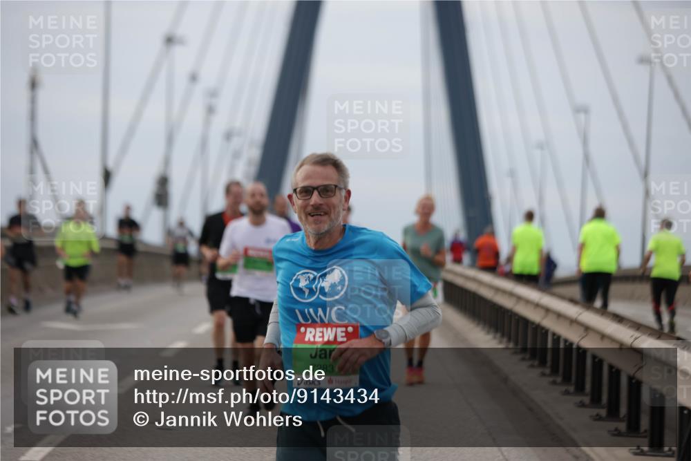 03.10.2025 - Köhlbrandbrückenlauf Jannik Wohlers http://msf.ph/oto/9143434 03.10.2025 15:44:46 Position 1 7283 meine-sportfotos.de