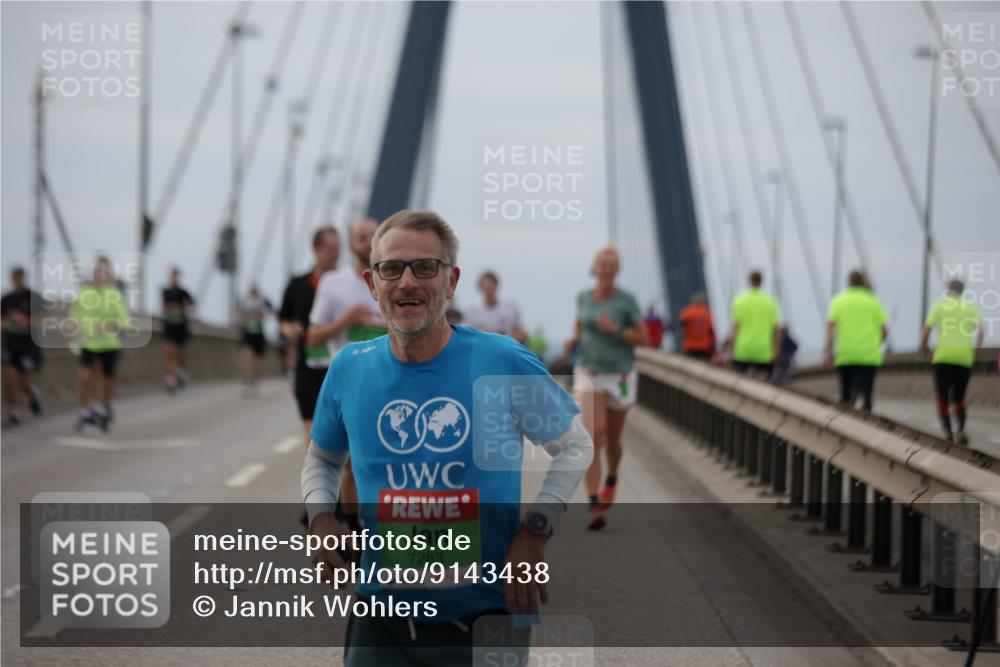 03.10.2025 - Köhlbrandbrückenlauf Jannik Wohlers http://msf.ph/oto/9143438 03.10.2025 15:44:46 Position 1 30, 7283 meine-sportfotos.de