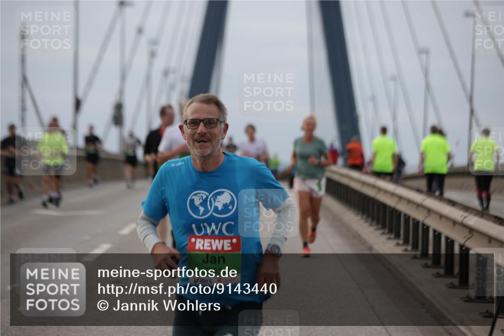03.10.2025 - Köhlbrandbrückenlauf Jannik Wohlers http://msf.ph/oto/9143440 03.10.2025 15:44:46 Position 1 7283 meine-sportfotos.de