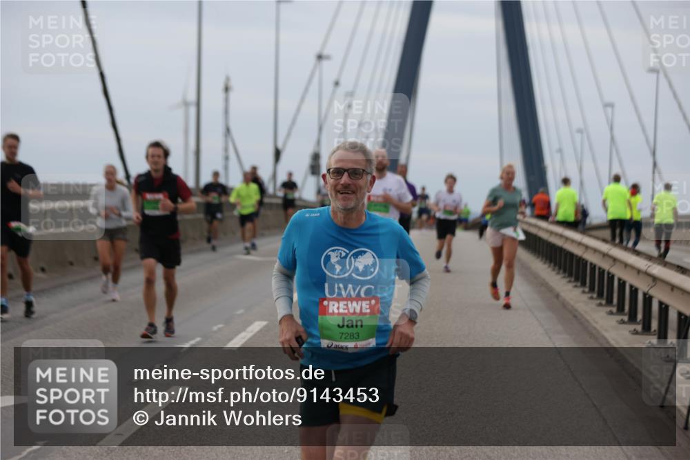 03.10.2025 - Köhlbrandbrückenlauf Jannik Wohlers http://msf.ph/oto/9143453 03.10.2025 15:44:47 Position 1 7283 meine-sportfotos.de
