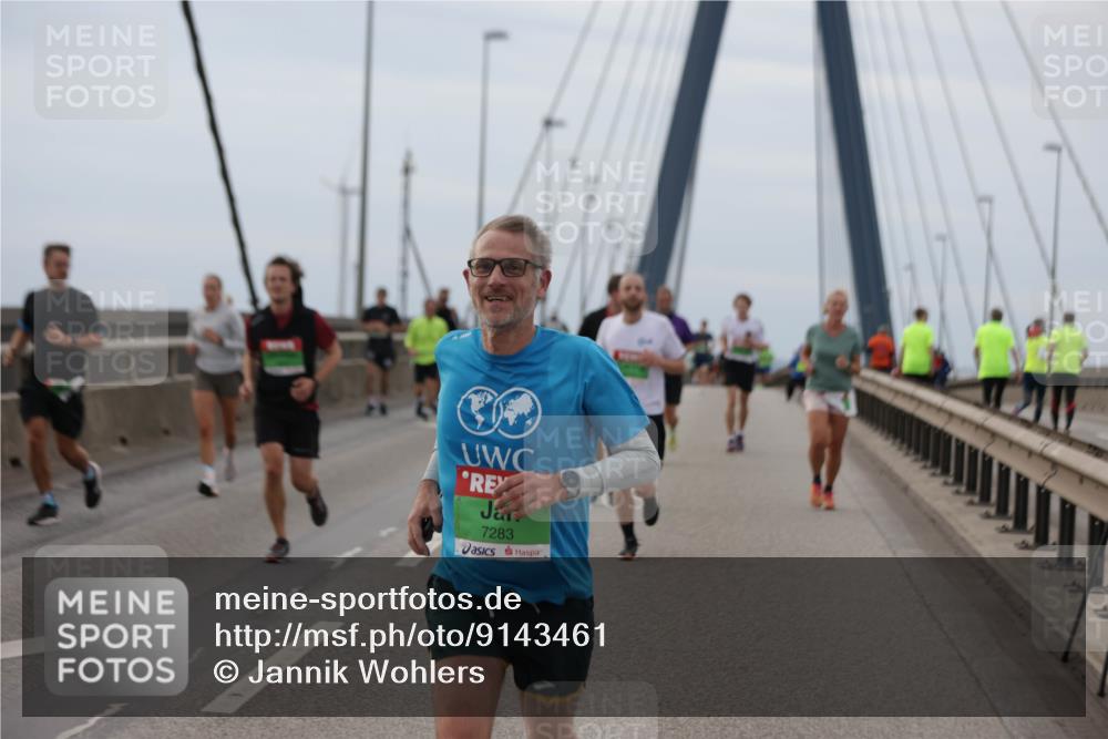 03.10.2025 - Köhlbrandbrückenlauf Jannik Wohlers http://msf.ph/oto/9143461 03.10.2025 15:44:47 Position 1 7283 meine-sportfotos.de