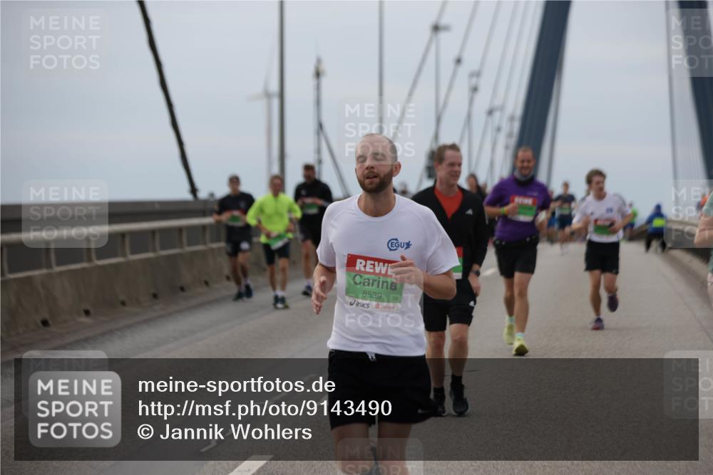 03.10.2025 - Köhlbrandbrückenlauf Jannik Wohlers http://msf.ph/oto/9143490 03.10.2025 15:44:49 Position 1 8539 meine-sportfotos.de