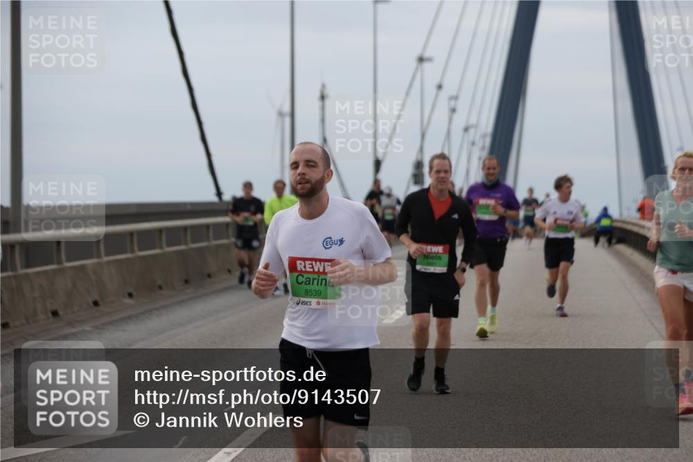 03.10.2025 - Köhlbrandbrückenlauf Jannik Wohlers http://msf.ph/oto/9143507 03.10.2025 15:44:50 Position 1 8539 meine-sportfotos.de