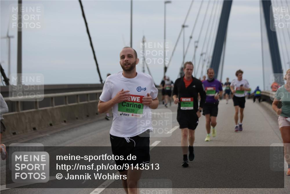 03.10.2025 - Köhlbrandbrückenlauf Jannik Wohlers http://msf.ph/oto/9143513 03.10.2025 15:44:50 Position 1 8539 meine-sportfotos.de