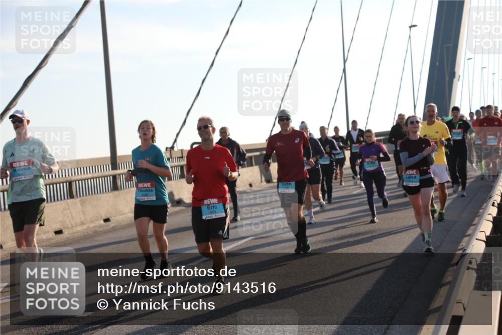 03.10.2025 - Köhlbrandbrückenlauf Yannick Fuchs http://msf.ph/oto/9143516 03.10.2025 08:30:32 Position 2 3201 meine-sportfotos.de