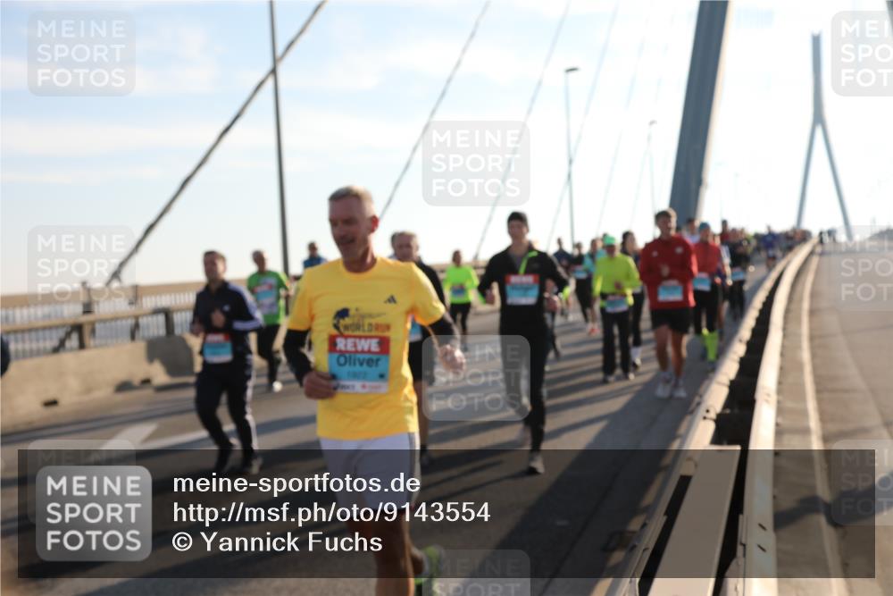 03.10.2025 - Köhlbrandbrückenlauf Yannick Fuchs http://msf.ph/oto/9143554 03.10.2025 08:30:36 Position 2 1922 meine-sportfotos.de