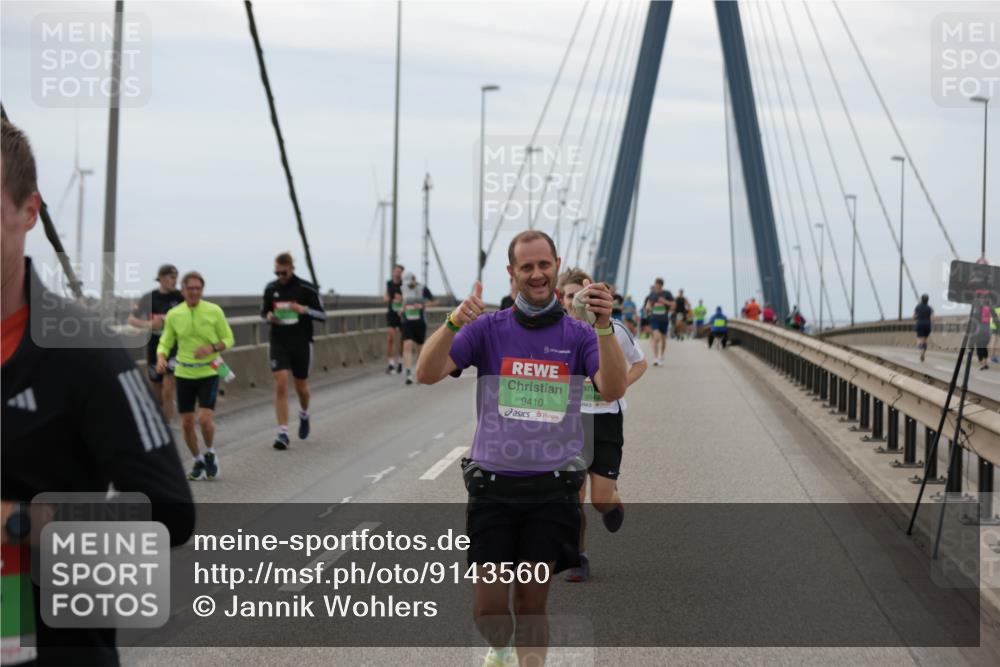 03.10.2025 - Köhlbrandbrückenlauf Jannik Wohlers http://msf.ph/oto/9143560 03.10.2025 15:44:54 Position 1 9410, 9543 meine-sportfotos.de