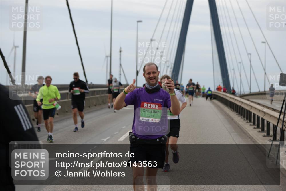 03.10.2025 - Köhlbrandbrückenlauf Jannik Wohlers http://msf.ph/oto/9143563 03.10.2025 15:44:54 Position 1 9410, 9543 meine-sportfotos.de