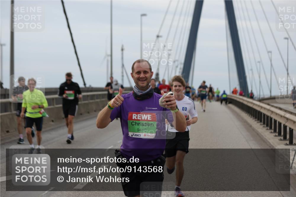 03.10.2025 - Köhlbrandbrückenlauf Jannik Wohlers http://msf.ph/oto/9143568 03.10.2025 15:44:55 Position 1 9410 meine-sportfotos.de