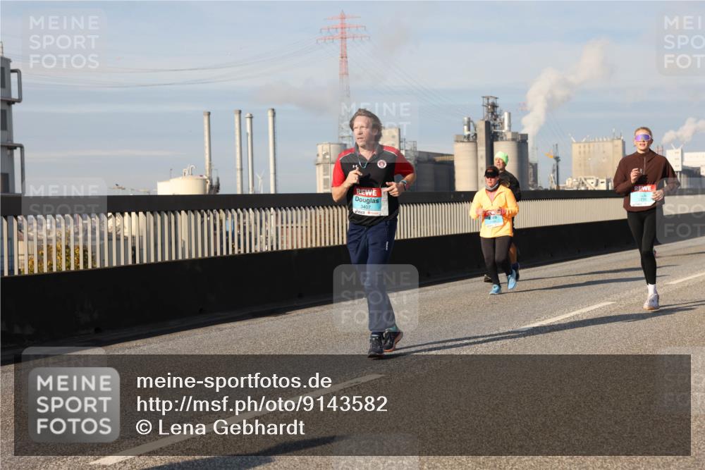 03.10.2025 - Köhlbrandbrückenlauf Lena Gebhardt http://msf.ph/oto/9143582 03.10.2025 10:01:25 Position 2 3407 meine-sportfotos.de