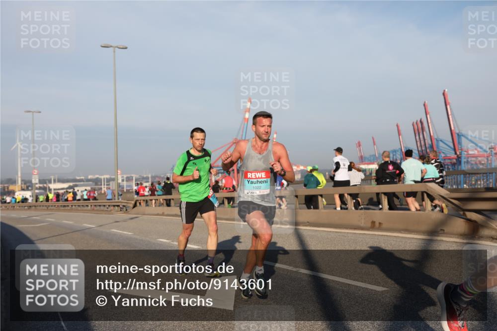 03.10.2025 - Köhlbrandbrückenlauf Yannick Fuchs http://msf.ph/oto/9143601 03.10.2025 08:30:48 Position 2 1022 meine-sportfotos.de