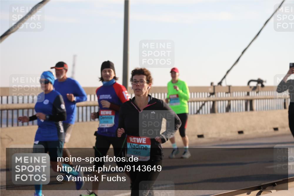 03.10.2025 - Köhlbrandbrückenlauf Yannick Fuchs http://msf.ph/oto/9143649 03.10.2025 08:31:04 Position 2 1305 meine-sportfotos.de