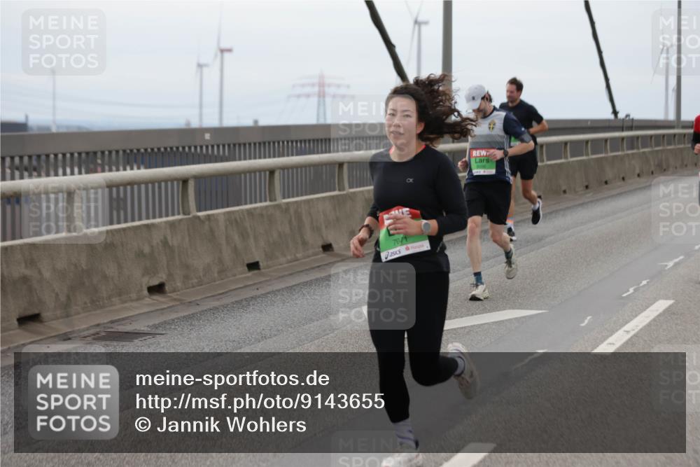 03.10.2025 - Köhlbrandbrückenlauf Jannik Wohlers http://msf.ph/oto/9143655 03.10.2025 15:45:00 Position 1 70, 1 meine-sportfotos.de
