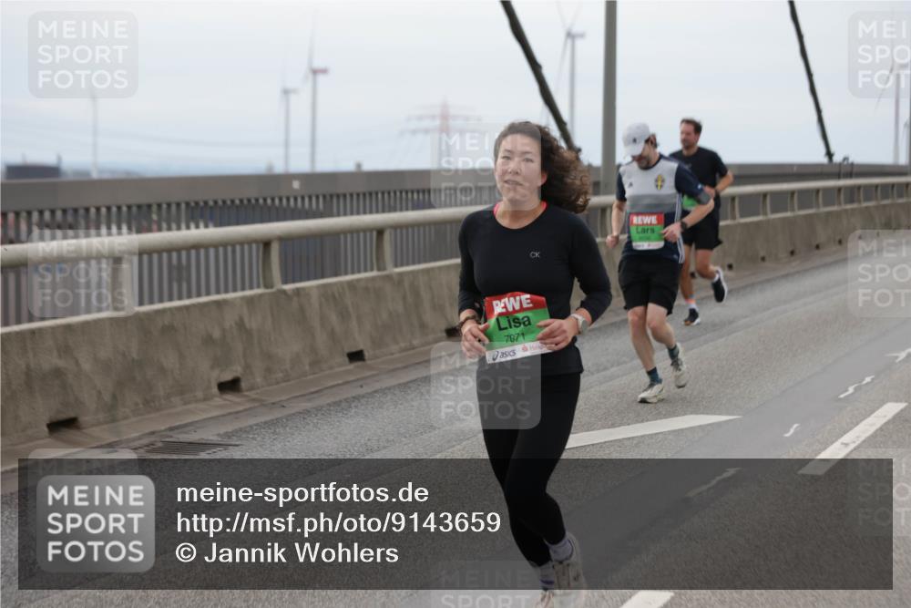 03.10.2025 - Köhlbrandbrückenlauf Jannik Wohlers http://msf.ph/oto/9143659 03.10.2025 15:45:00 Position 1 7071 meine-sportfotos.de